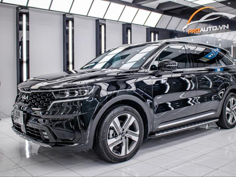 Tuyệt Chiêu Giúp Sơn Xe Ô Tô “Lột Xác” Bóng Loáng Như Gương Chỉ Với 4 Bước Đơn Giản Tại Nhà
